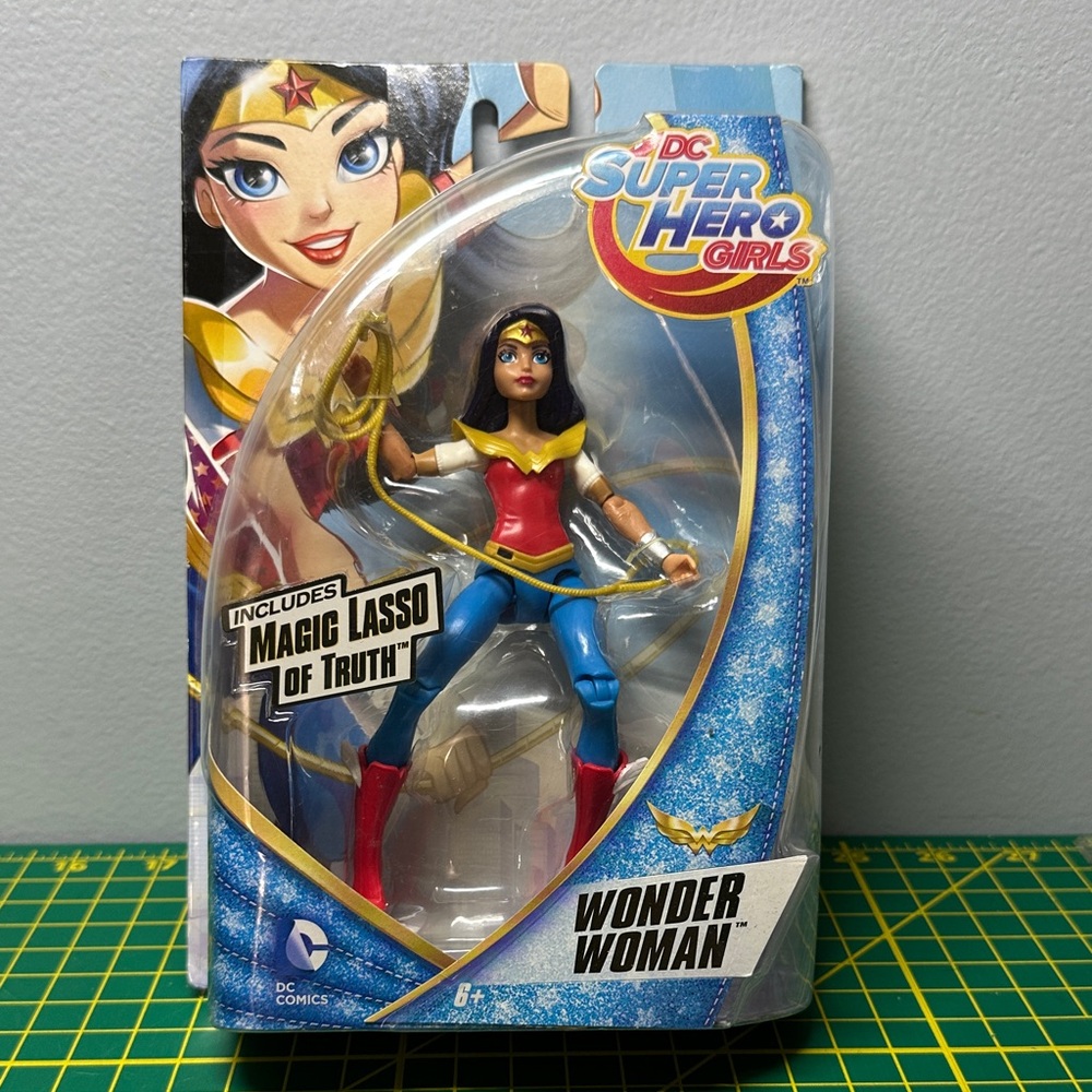 DC Comics Wonder Woman Figure with Red and Blue Costume